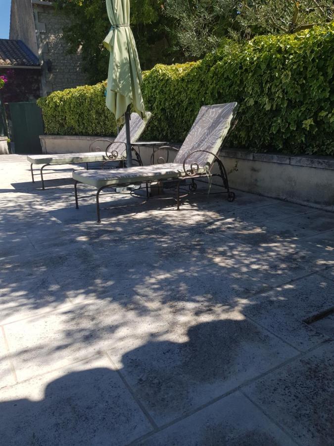 Appartement 2 Pers Avec Acces Piscine Saint-Remy-de-Provence Bagian luar foto